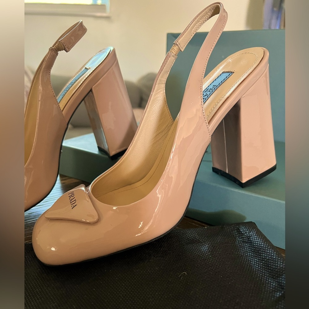 Prada block heel shoes, patent slingback size 7